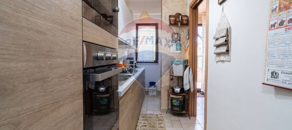 2 bedrooms Apartment in Bitonto, Italy No. 270526 5