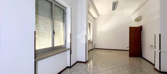 Propiedad comercial de 5 habitaciónes en Cremona, Italy No. 106526 15