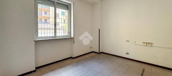 Propiedad comercial de 5 habitaciónes en Cremona, Italy No. 106526 9