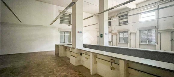 Propiedad comercial de 5 habitaciónes en Cremona, Italy No. 106526 36