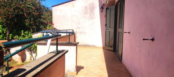 5 bedrooms Villa in Fondi, Italy No. 347512 9