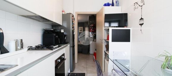 3 Schlafzimmer Wohnung in Milan, Italy, Nr. 357859 7