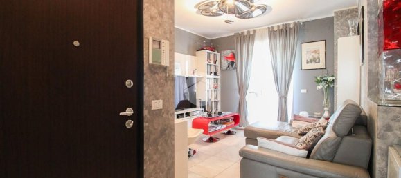 3 Schlafzimmer Wohnung in Milan, Italy, Nr. 357859 19