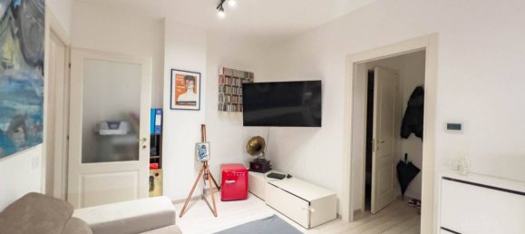 2 bedrooms Apartment in Trieste, Italy No. 303179 4