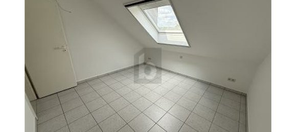 Квартира с 2 комнатами в Рейн-Зиг, Германия № 337471 4