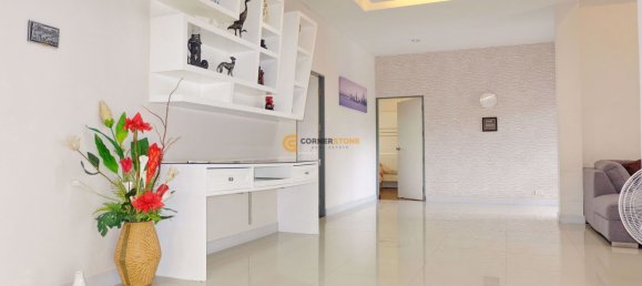 180m² House in Pattaya, Thailand No. 27428 2