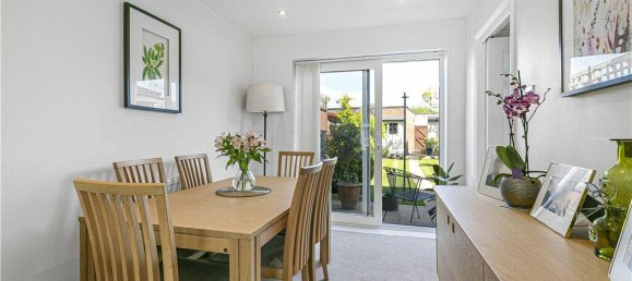 3 bedrooms House in Stanwell Moor, United Kingdom No. 8576 7