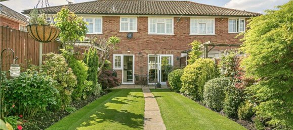 3 bedrooms House in Stanwell Moor, United Kingdom No. 8576 13