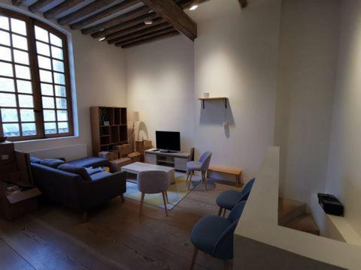 Studio in the Condo in Bordeaux, France No. 15913