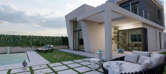 3 Schlafzimmer Villa in Golf Bahia, Spain, Nr. 6632 2