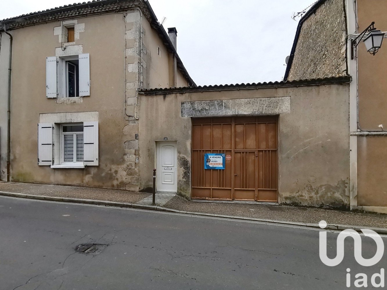 4 rooms Townhouse in Marthon, France No. 95896