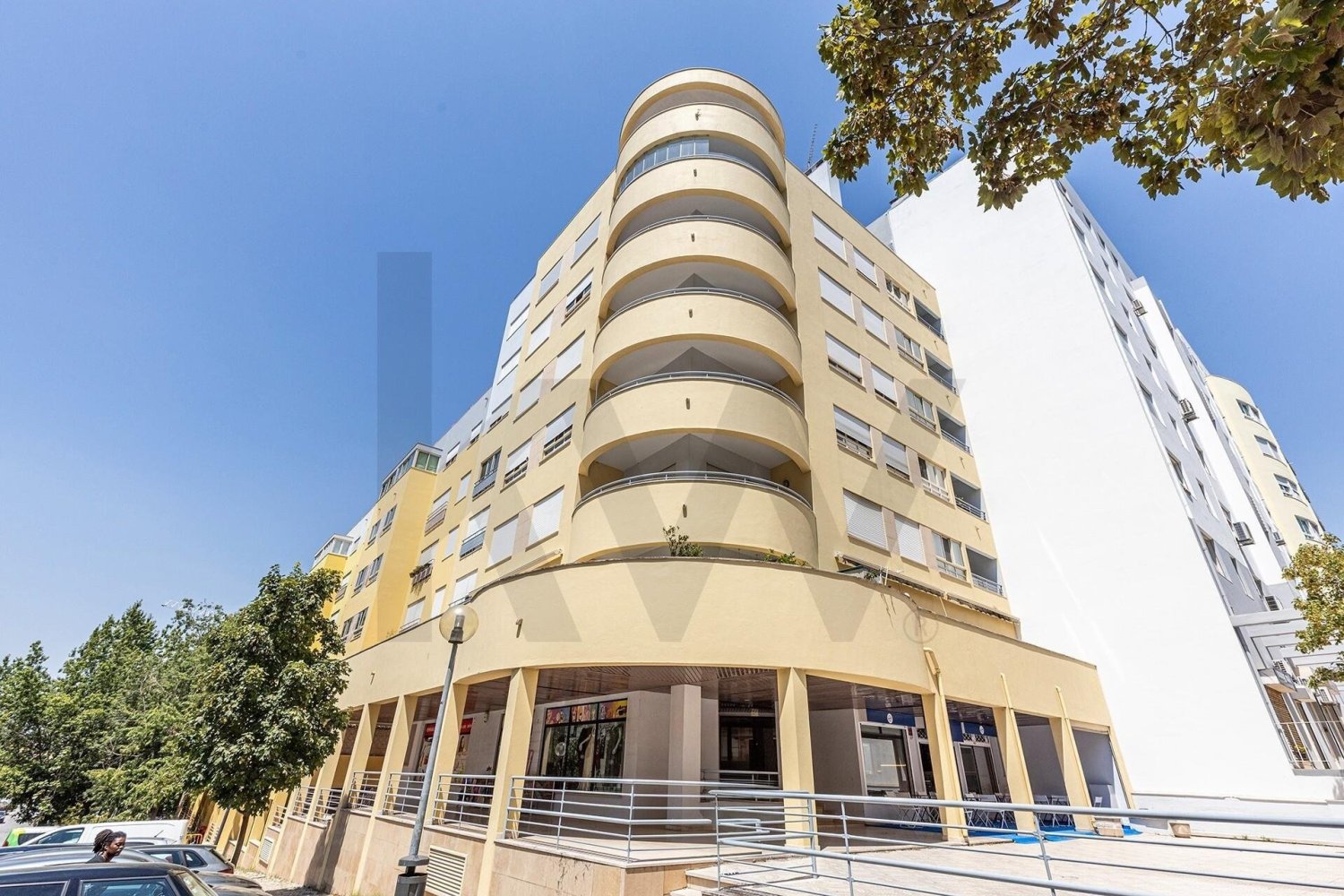 2 bedrooms Apartment in Lisbon, Portugal No. 250564