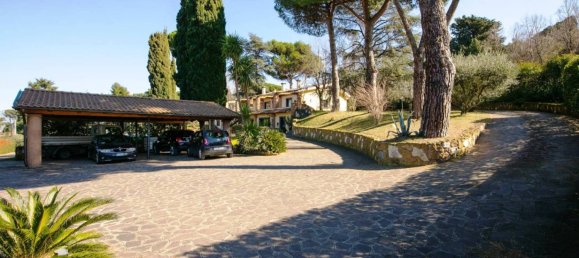 7 bedrooms Villa in Monte Porzio Catone, Italy No. 325073 6