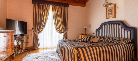 7 bedrooms Villa in Monte Porzio Catone, Italy No. 325073 11