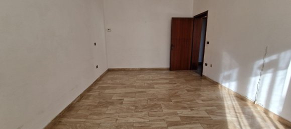 8 rooms House in Monsummano Terme, Italy No. 39999 9