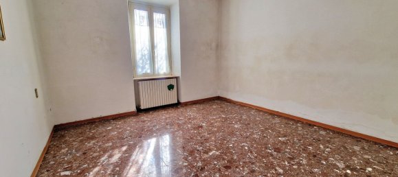 8 rooms House in Monsummano Terme, Italy No. 39999 20