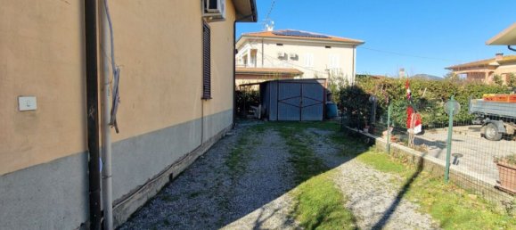 8 rooms House in Monsummano Terme, Italy No. 39999 18
