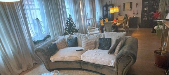 3 bedrooms Building in Nurnberger Land, Germany No. 181370 5