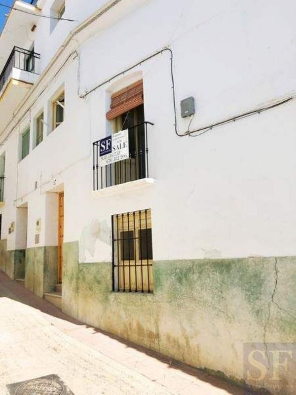 4 bedrooms Townhouse in Competa, Spain No. 220411