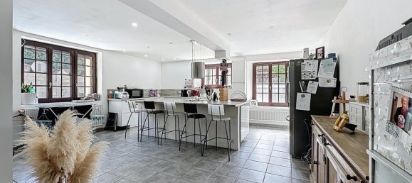 4 Schlafzimmer Haus in Armeau, France, Nr. 281912 2