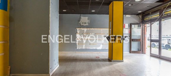 2 rooms Commercial property in Rome, Italy No. 63020 6