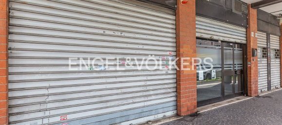2 rooms Commercial property in Rome, Italy No. 63020 15