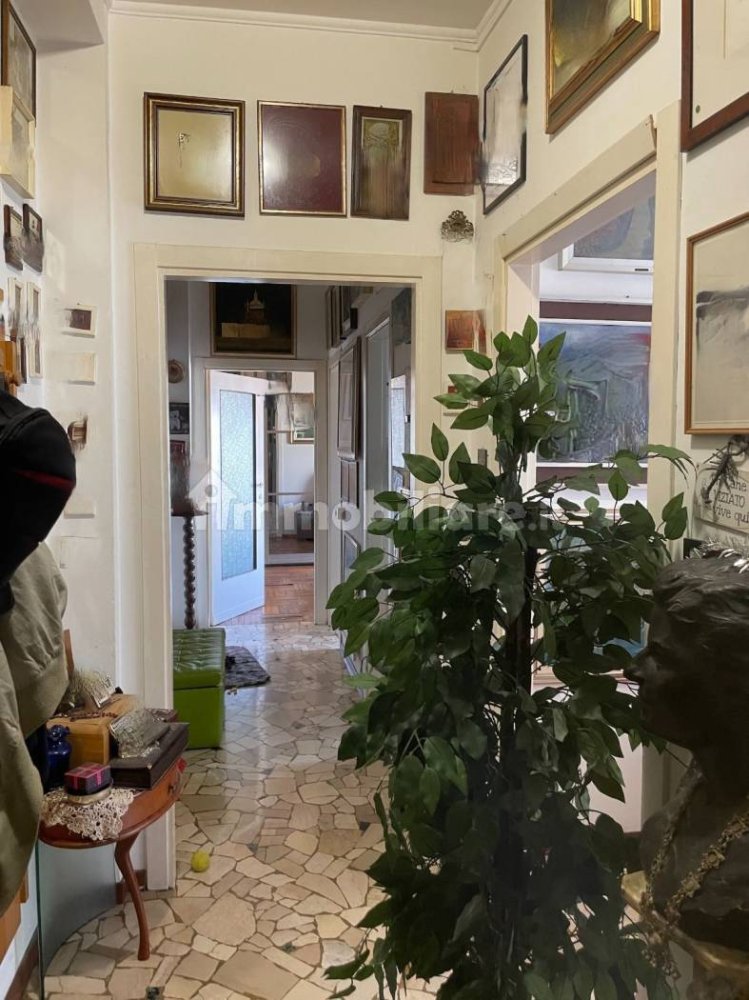 Квартира с 1 спальней в Чинизелло Бальсамо, Италия № 6594