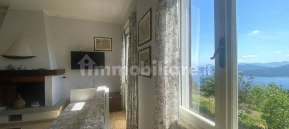 Пентхаус с 2 спальнями в Марчана, Италия № 272986 2