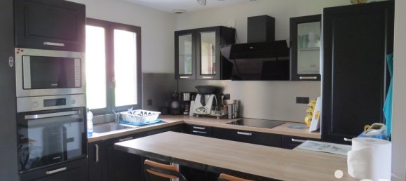 3 bedrooms House in Chaumont-en-Vexin, France No. 84462 2