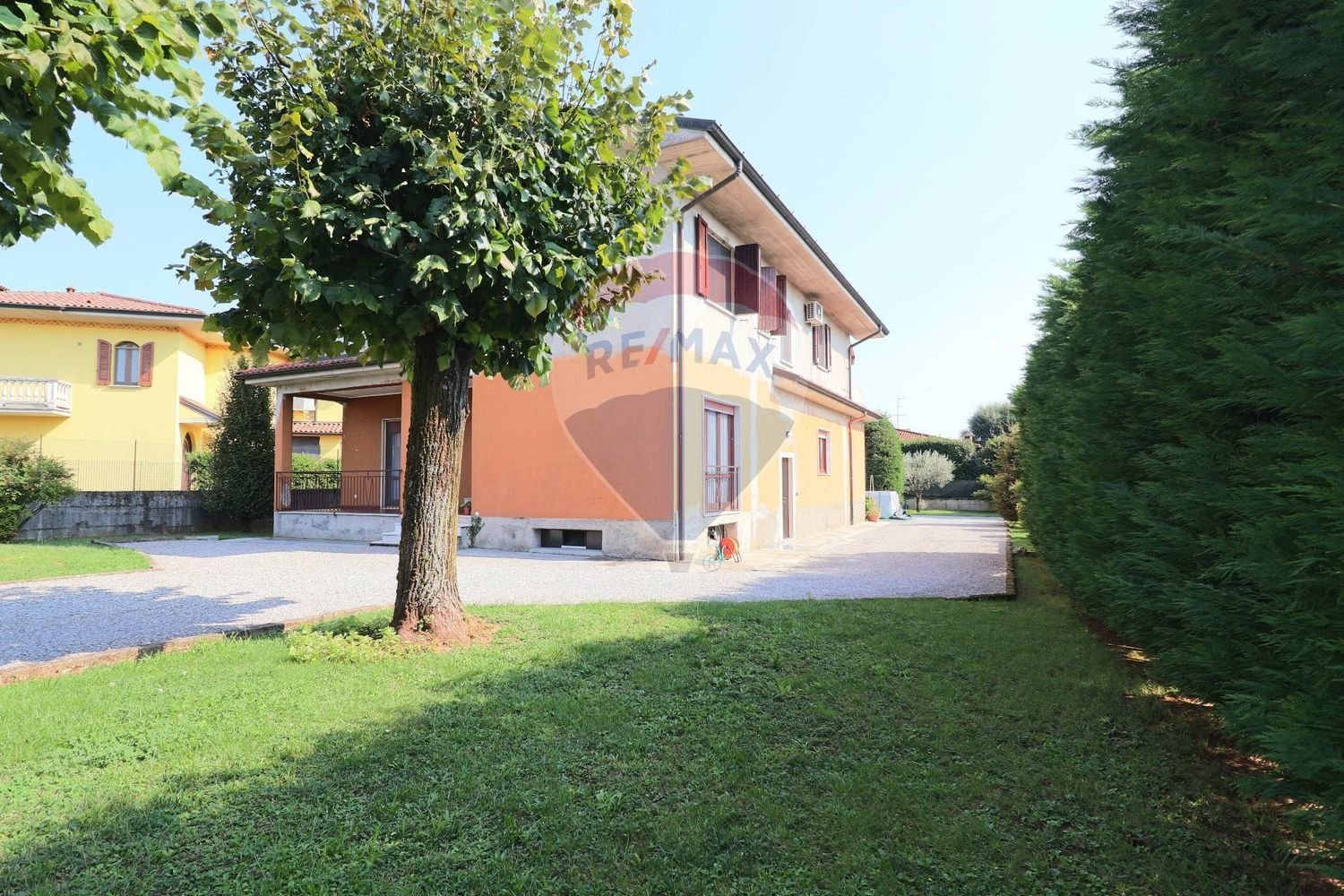 7 bedrooms Villa in Spirano, Italy No. 365752
