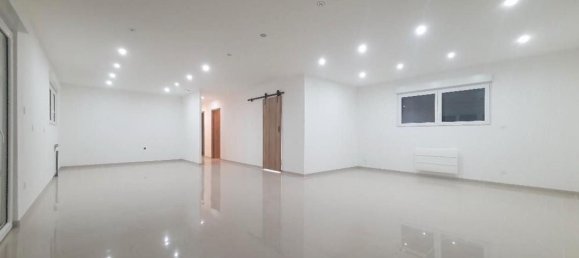 3 Schlafzimmer Haus in Hergnies, France, Nr. 71510 4