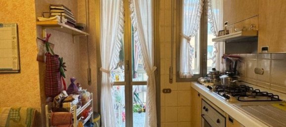 4 Schlafzimmer Wohnung in Bologna, Italy, Nr. 346746 4