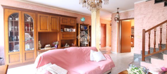 6 rooms House in Santena, Italy No. 129324 6