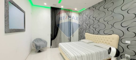 8 bedrooms House in Naples, Italy No. 317002 28