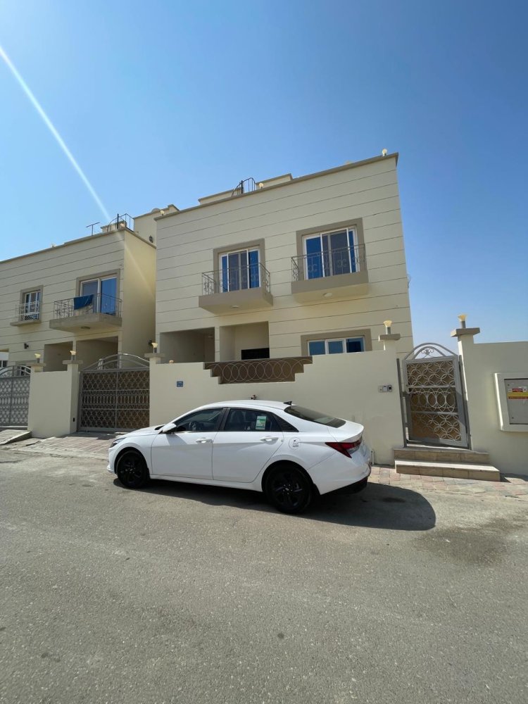 Недвижимость с 5 спальнями в Баушар, Оман № 1683