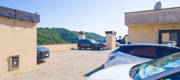 Apartamento de 2 dormitorios en Genoa, Italy No. 263055 42