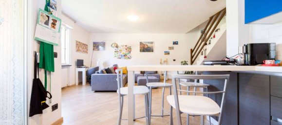 Apartamento de 2 dormitorios en Genoa, Italy No. 263055 5