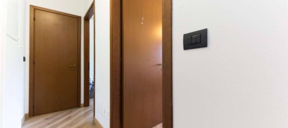 Apartamento de 2 dormitorios en Genoa, Italy No. 263055 13
