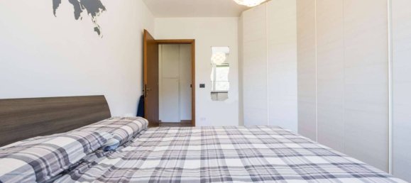 Apartamento de 2 dormitorios en Genoa, Italy No. 263055 18