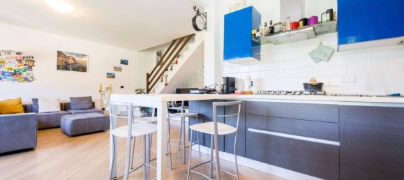 Apartamento de 2 dormitorios en Genoa, Italy No. 263055 11