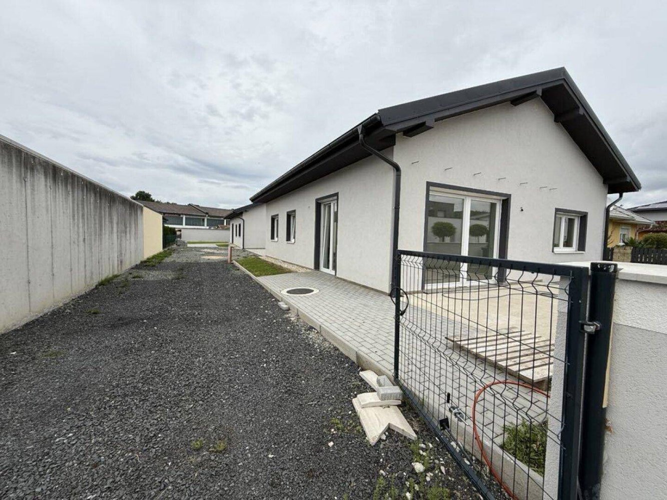 Adosado de 8 habitaciónes en Frankenau-Unterpullendorf, Austria No. 228541