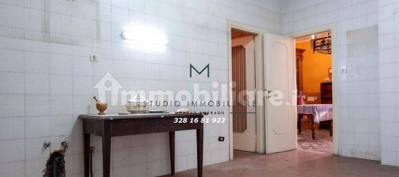 3 bedrooms House in Avellino, Italy No. 213638 7