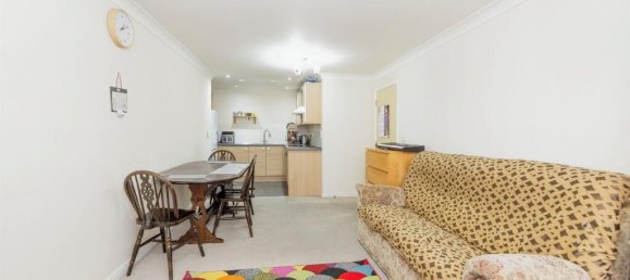 1 bedroom Apartment in Watford, United Kingdom No. 6149 18