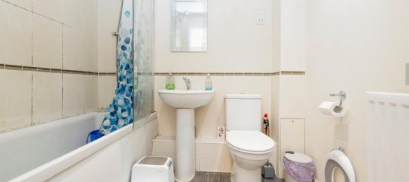 1 bedroom Apartment in Watford, United Kingdom No. 6149 17