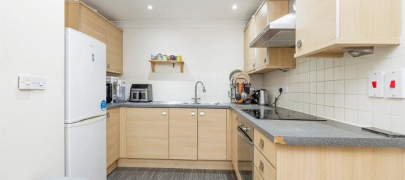 1 bedroom Apartment in Watford, United Kingdom No. 6149 6