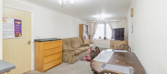 1 bedroom Apartment in Watford, United Kingdom No. 6149 11
