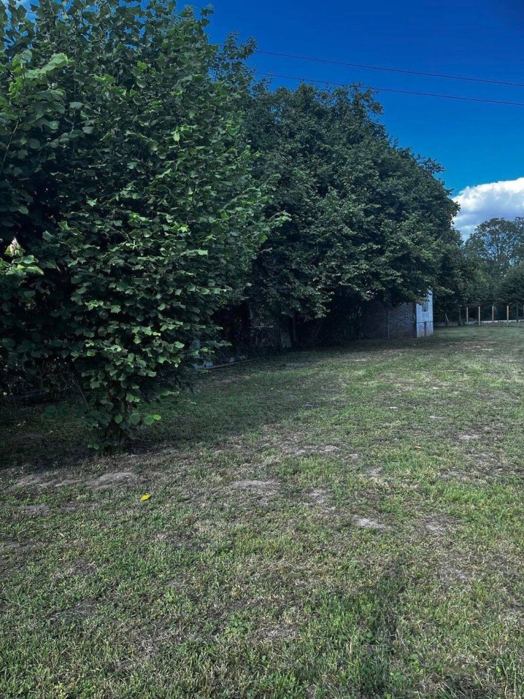 Terreno en Ribemont, France 860 m² No. 254966