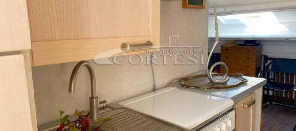 7 rooms Apartment in San Costanzo, Italy No. 64489 24