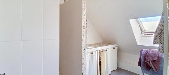 5 bedrooms House in Villecresnes, France No. 284221 8