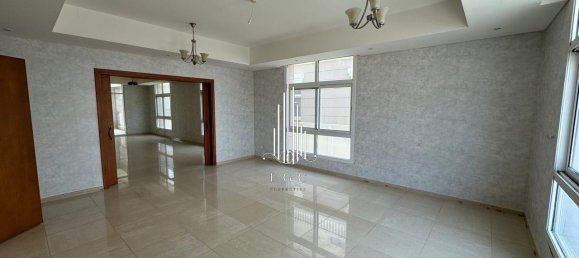 4 bedrooms Villa in Khalifa City, UAE No. 26867 2